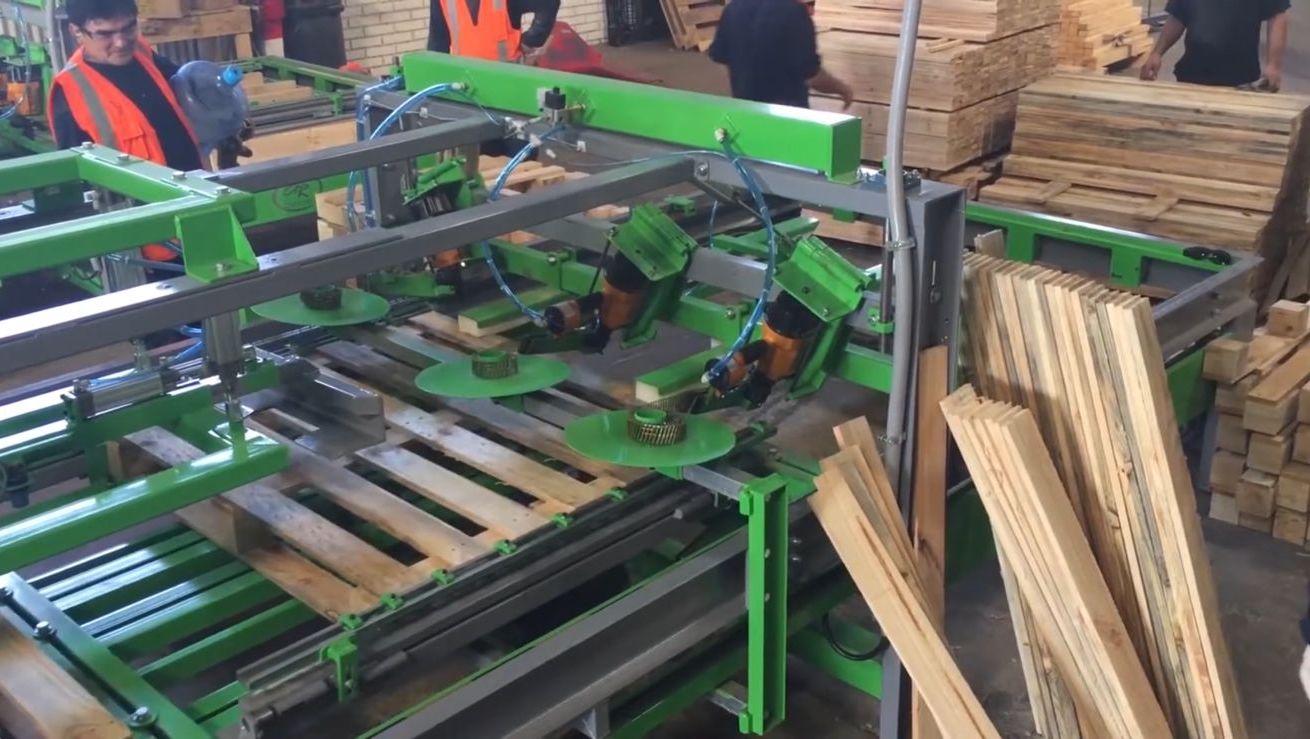 Capacidad de producción de hasta 10,000 pallets mensuales